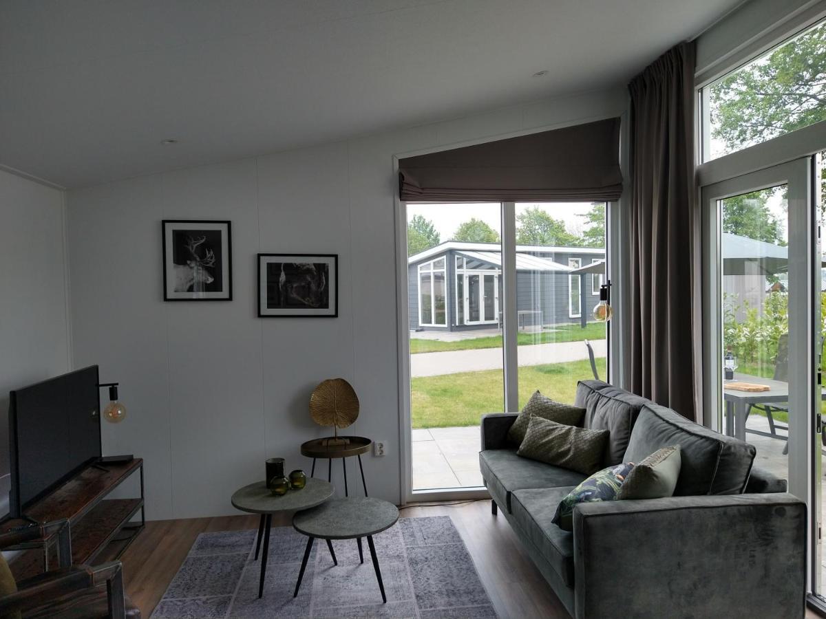 Lathumlodge Met Parkvoorzieningen Exterior foto